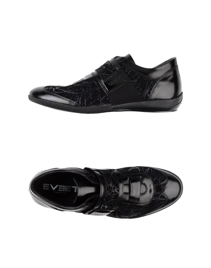 Eveet Sneakers