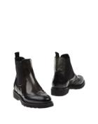 Momenti Ankle Boots