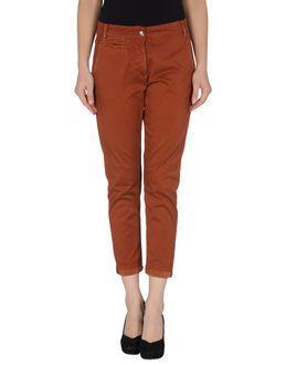 Uncode 3/4-length Shorts