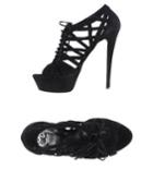 Ic Ne Sandals