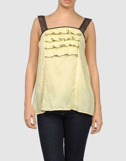 Chelsea Flower Tops