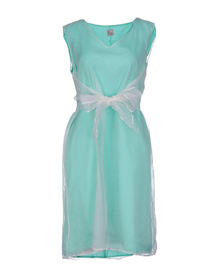 Etu  Knee-length Dresses