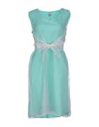 Etu  Knee-length Dresses