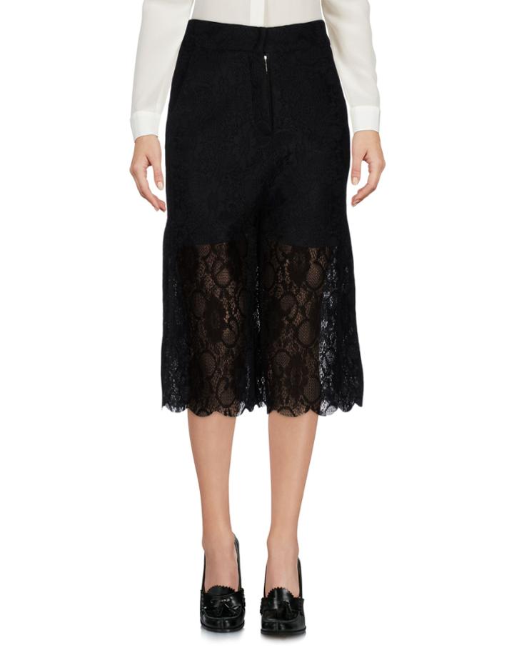 Eyedoll 3/4-length Shorts