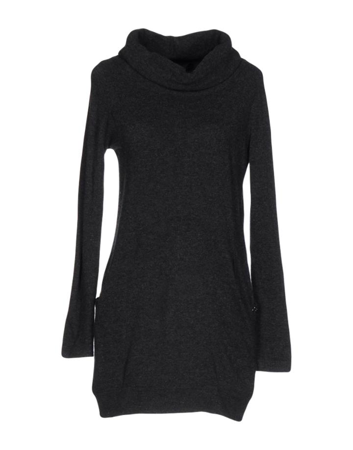 Yes Zee By Essenza Turtlenecks