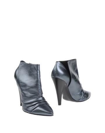 Stephen Good London Booties