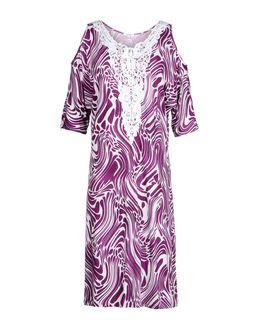Parah Knee-length Dresses