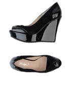 Giordana F. Pumps