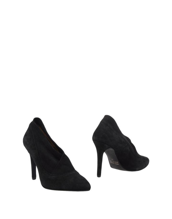 Malu' Booties
