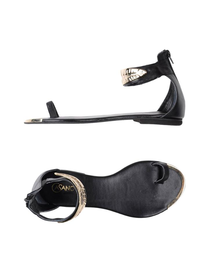Casanovas Toe Strap Sandals