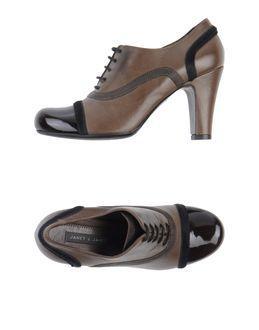 Janet & Janet Lace-up Shoes