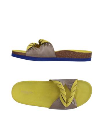 2star Sandals