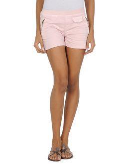 E-last-fit Shorts