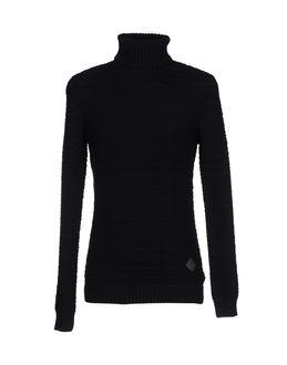 Minimum Turtlenecks