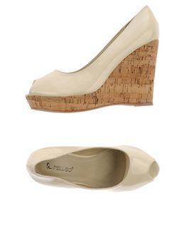 Peluso Pumps