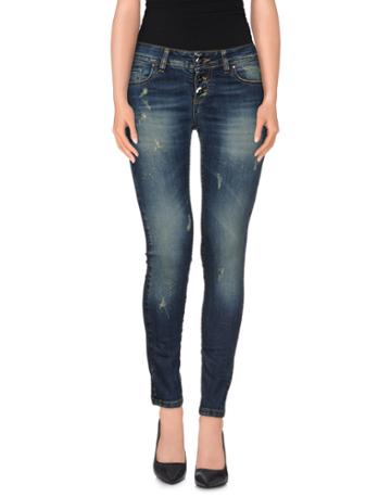 H&sup2;o Luxury Jeans