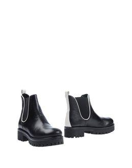 Tipe E Tacchi Ankle Boots