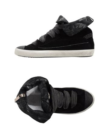 Regi.a Sneakers
