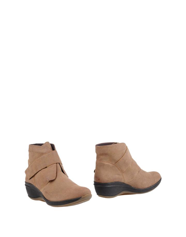 Arcopedico Ankle Boots