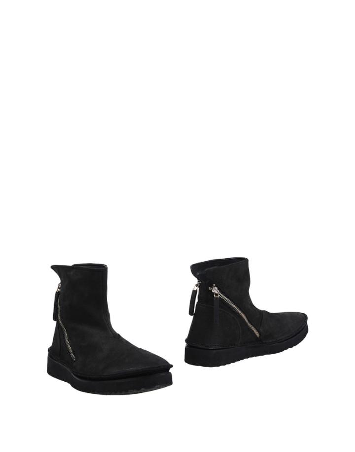 B & B Ankle Boots