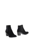 Anne Klein Ankle Boots