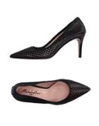 Y  Pumps