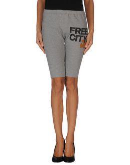Free City Bermudas