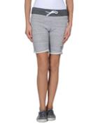 Haus Golden Goose Bermudas