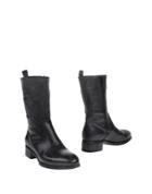 Measponte&reg; Ankle Boots