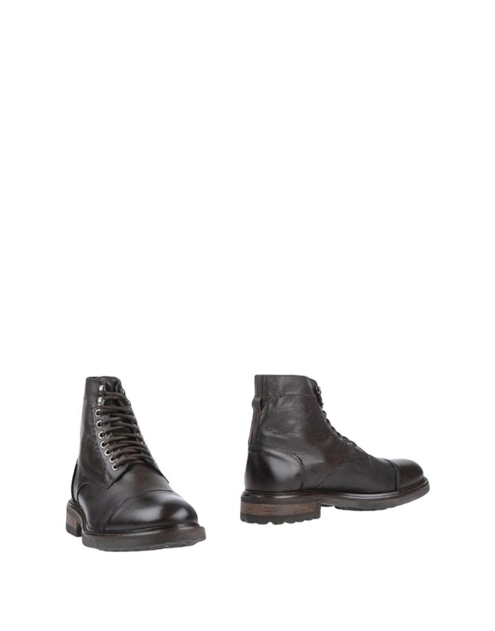 Yv &reg; Ankle Boots