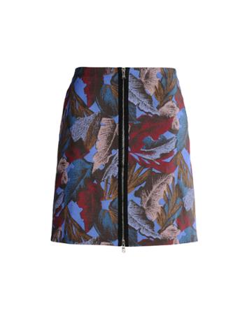 Svilu Knee Length Skirts