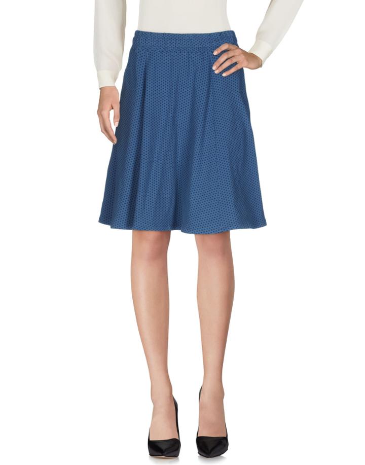 Basico A Chilometrizero Knee Length Skirts