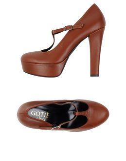 Goti  Paris Pumps
