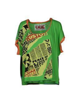 Custo Chic High Illustration Couture T-shirts