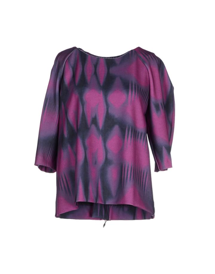 Maesta T-shirts