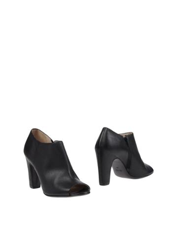 Shoe Bar Booties
