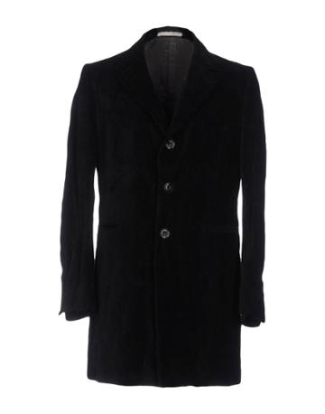 U-ni-ty Overcoats