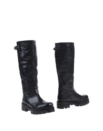 C.g Berlin Boots