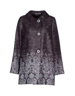 Manuela Conti Coats