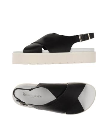 14 Me Arrondissement Sandals