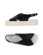 14 Me Arrondissement Sandals