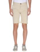Fiver Bermudas