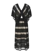 Foxiedox 3/4 Length Dresses