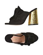 Marianna Senchina Mules