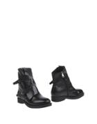 Solo Io Ankle Boots