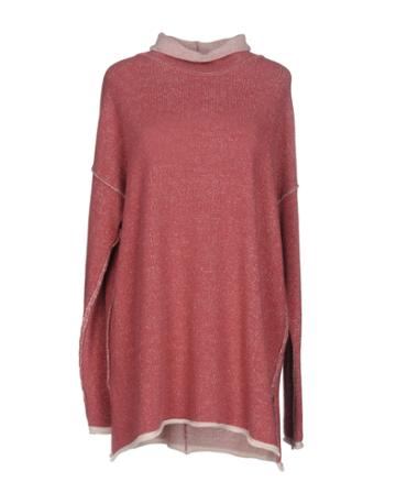 Bia Gho's Turtlenecks