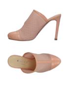 Katia G. Mules