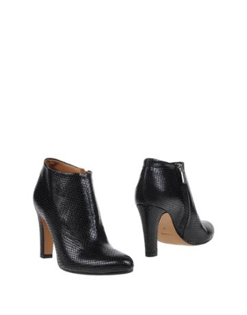 Bianca Di Booties