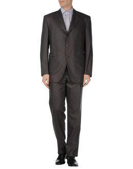 Scuderi Suits
