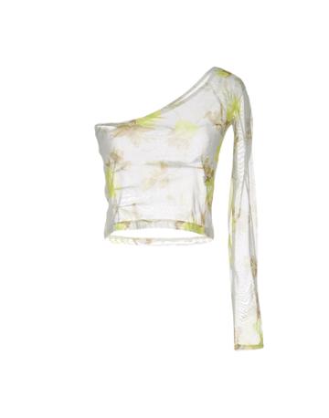 Guillermina Baeza Tops